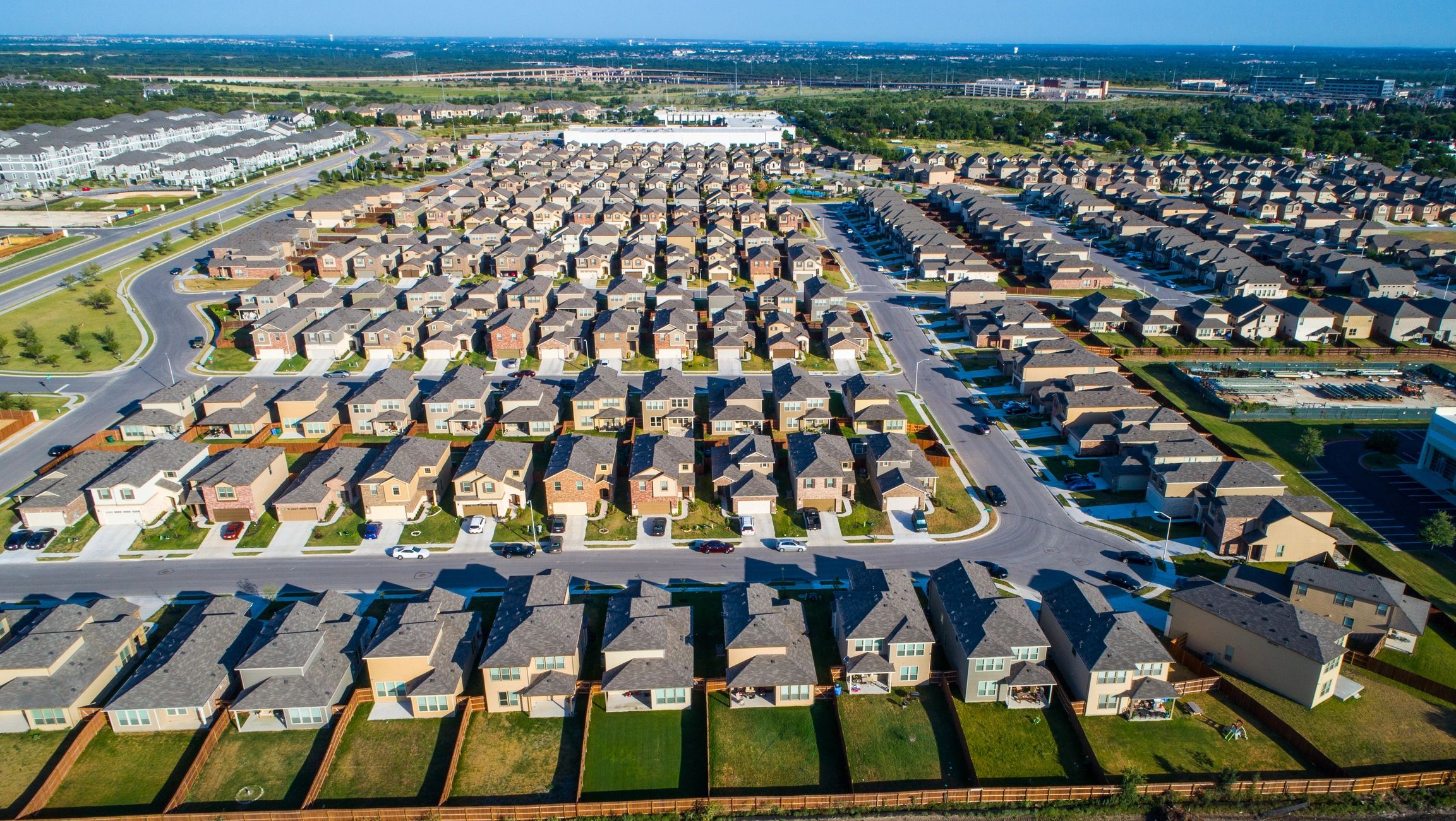 Texas residential neighborhood representing local home electricity usage